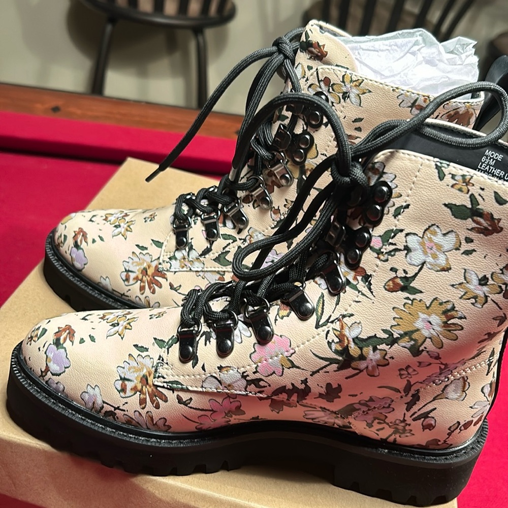 Sanctuary Mode Lace-up Boots, Cream/multi Floral 6.5